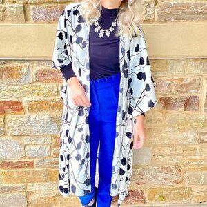 Oversized Floral Caridgan